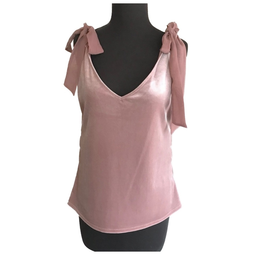 Gibson Bow Shoulder Stretch Velvet Top